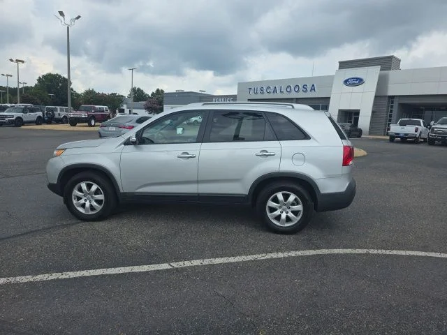 Used 2013 Silver Kia LX image 6