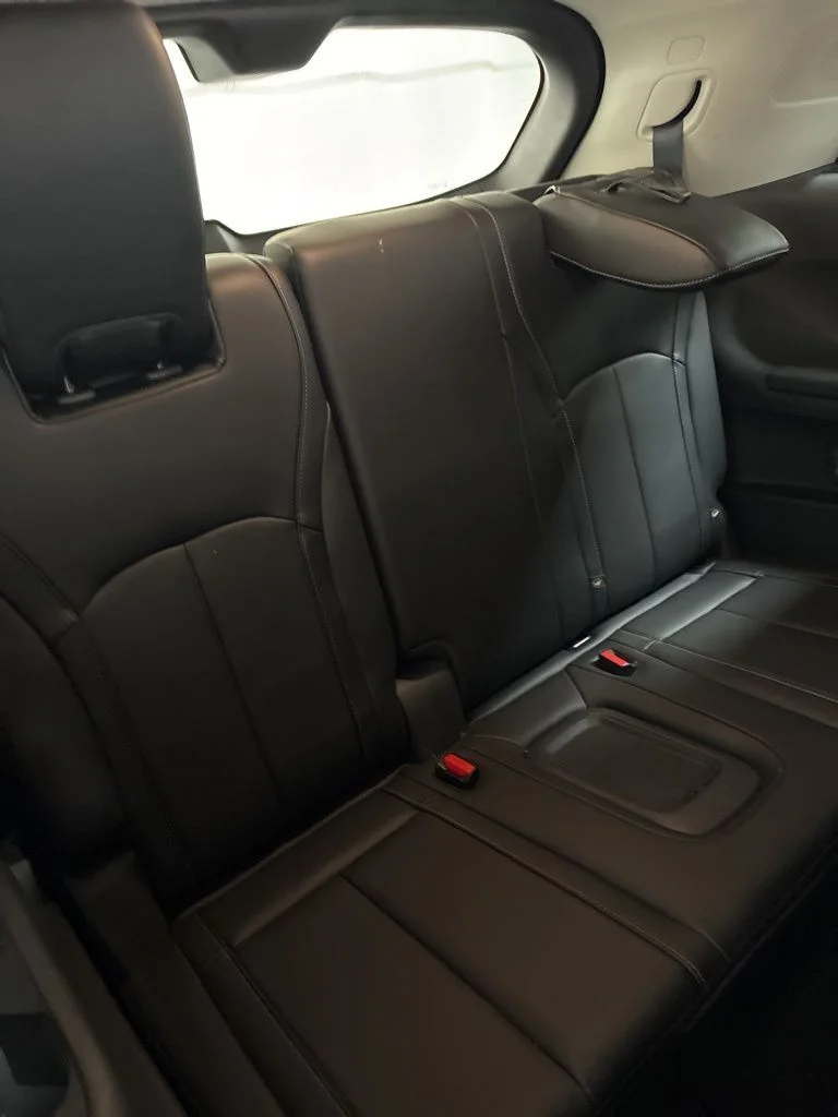 Used 2023 Gray INFINITI LUXE image 31