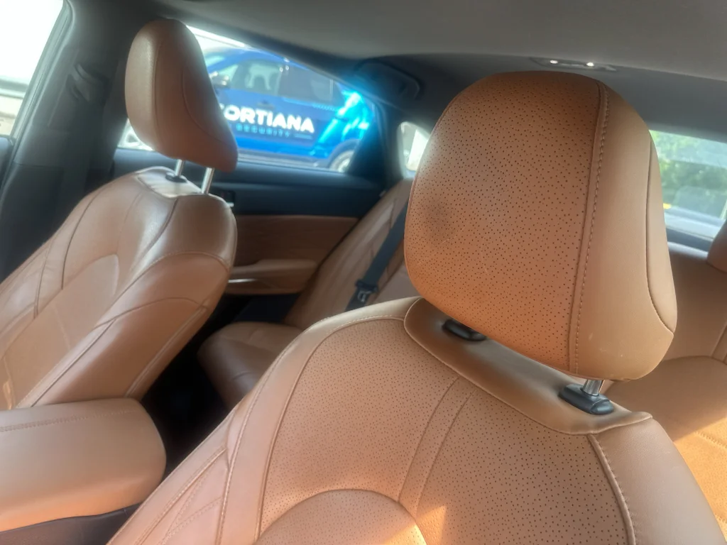 Used 2019 Wind Chill Pearl Toyota Hybrid Limited image 6
