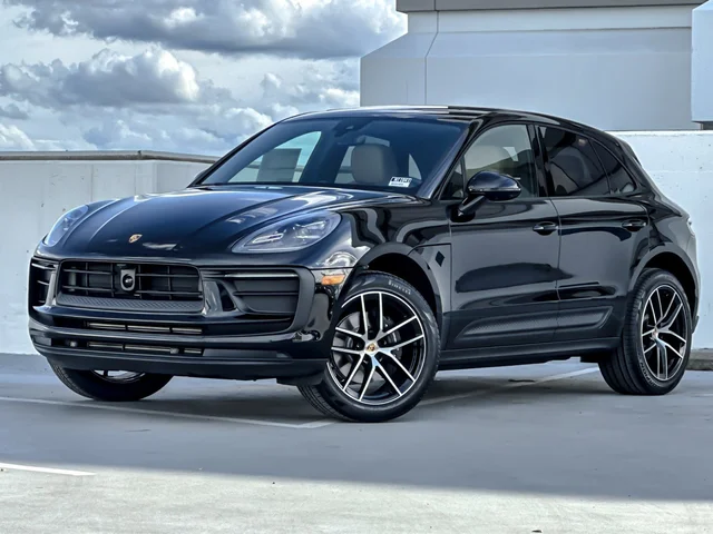 2026 Porsche Macan 
