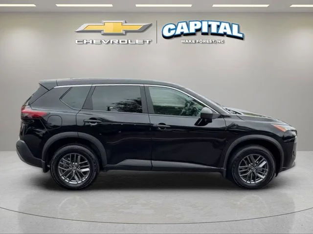 Used 2023 Black Nissan S image 6