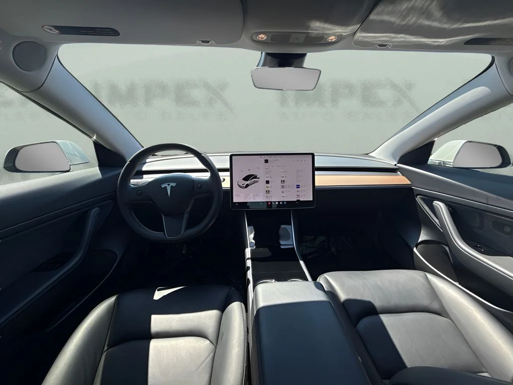 Used 2020 White Tesla Standard Range Plus image 8