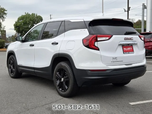 Used 2024 White GMC SLE image 3