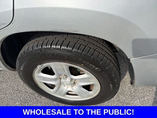 Used 2012 Silver Toyota Base image 16