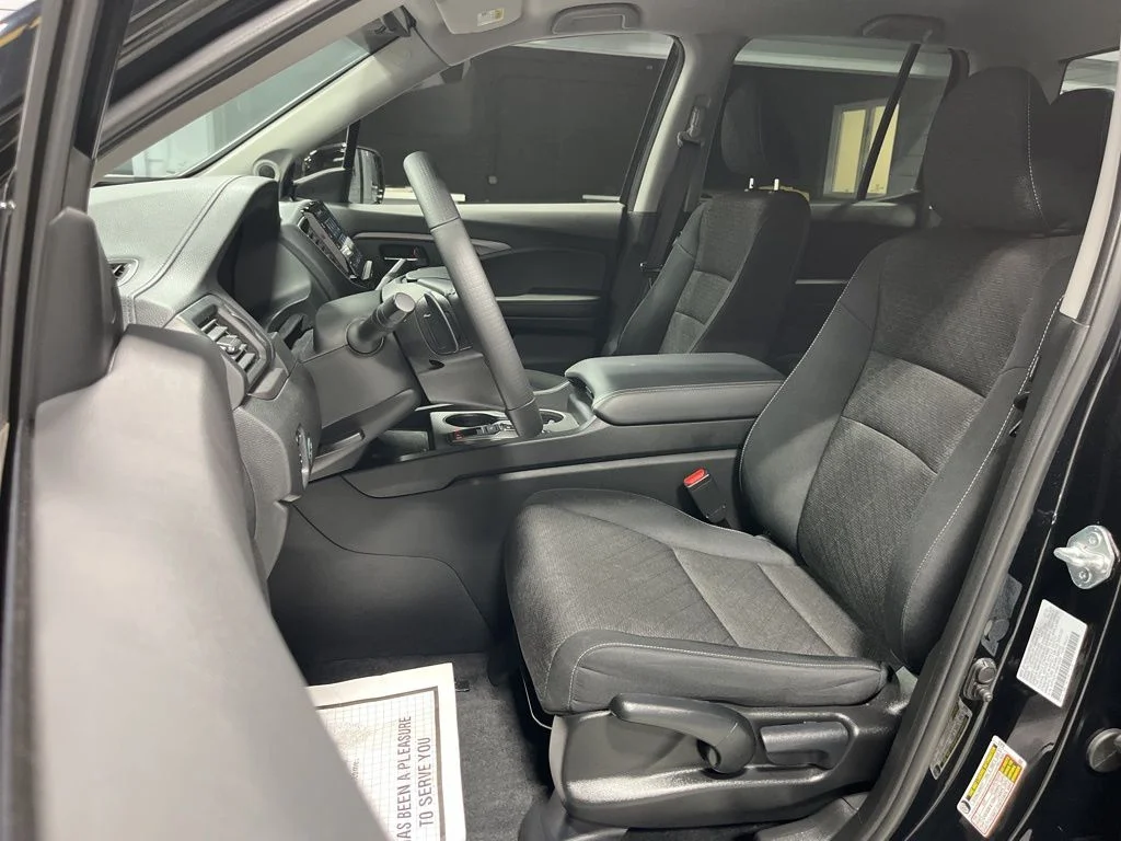 2024 Honda Ridgeline Sport - Photo 14