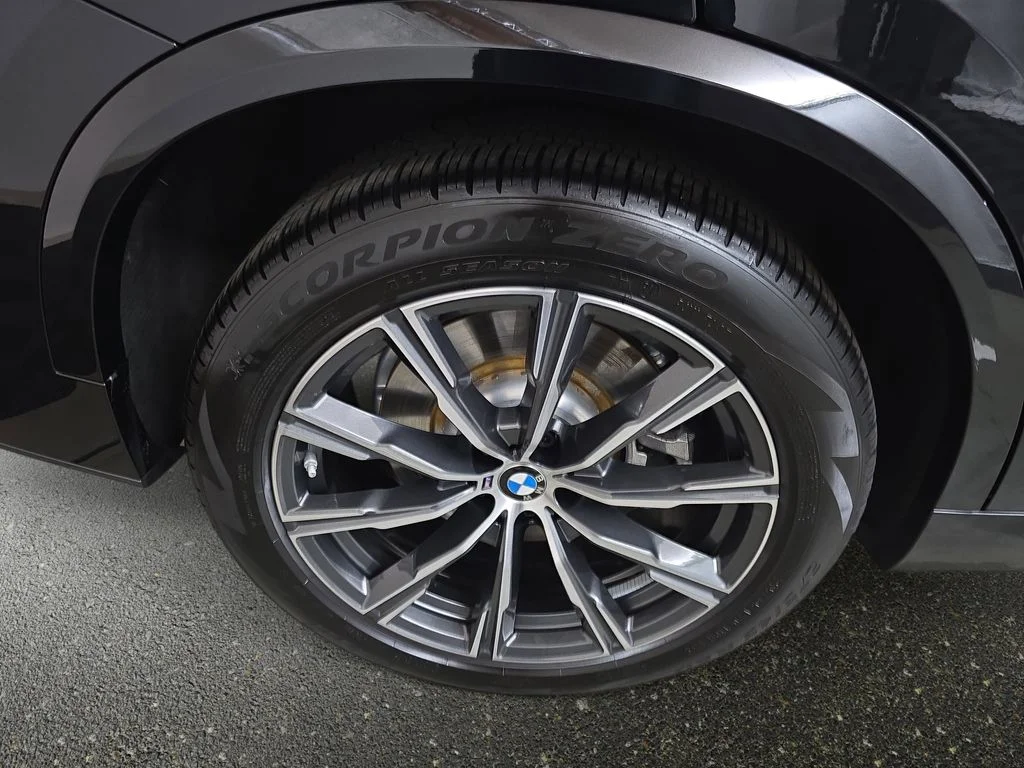 Used 2026 Black Sapphire Metallic BMW xDrive50e image 33