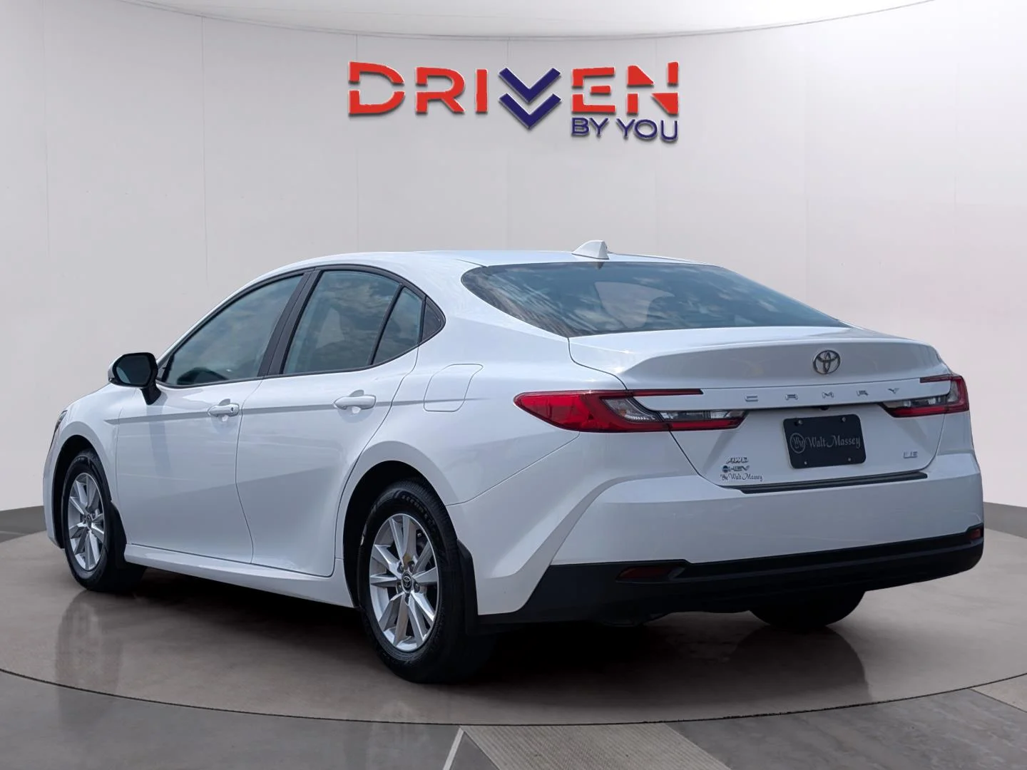 Used 2025 Ice Cap Toyota LE image 3