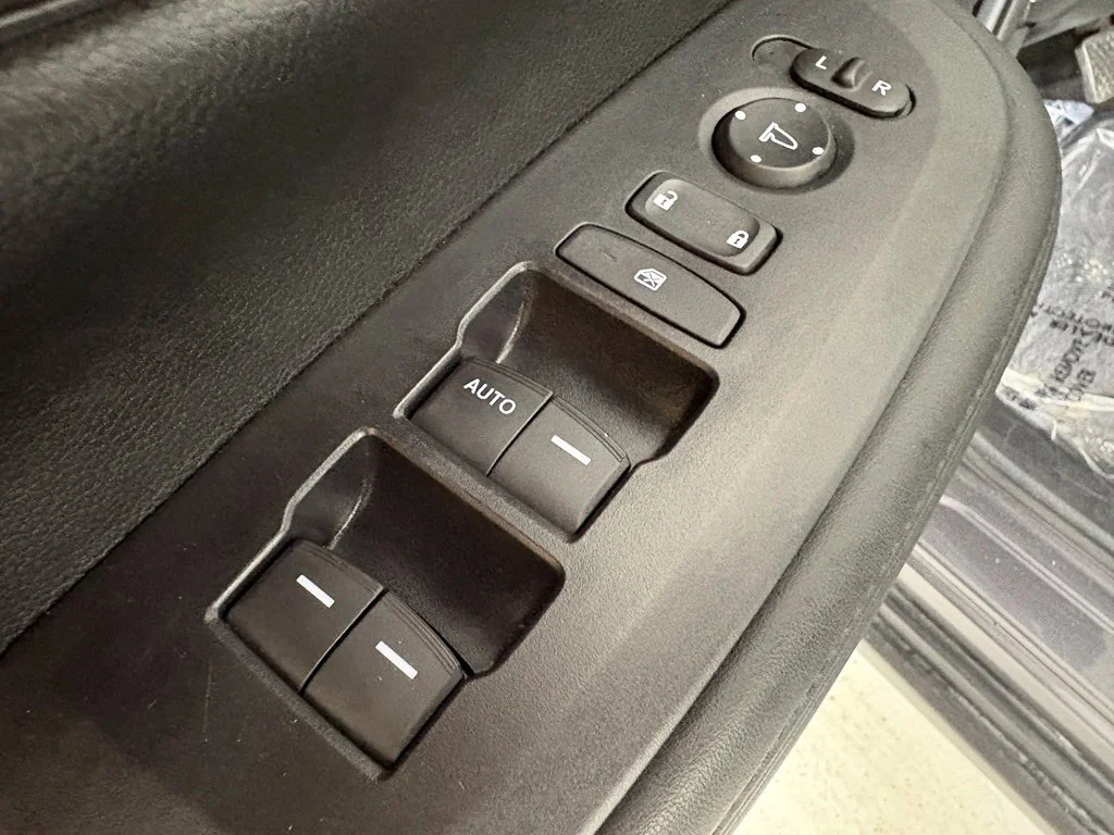 Used 2025 Gray Honda LX image 20