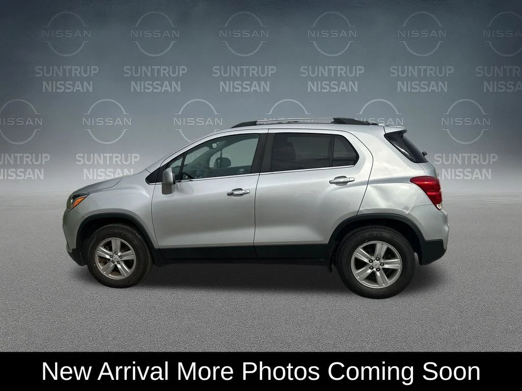 Used 2017 Chevrolet Trax LT with VIN KL7CJPSB7HB208343 for sale in St. Louis, MO