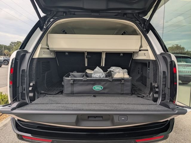 New 2026 Icy White Satin Land Rover SV image 11