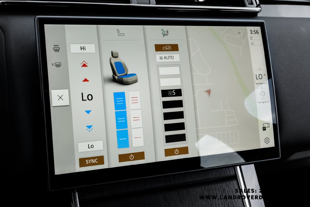 Certified Used 2026 White Land Rover Dynamic SE image 31