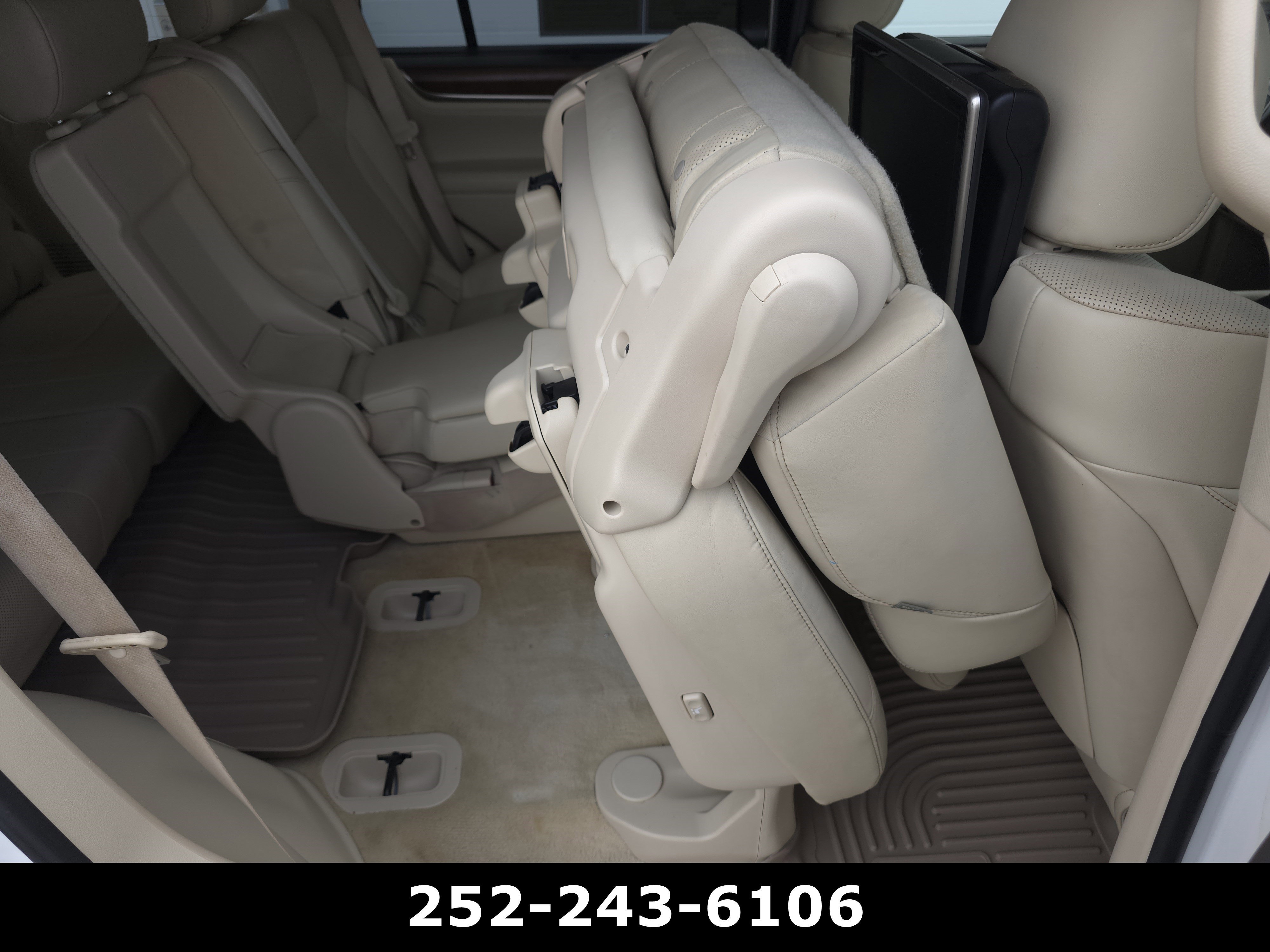 Used 2016 Starfire Pearl Lexus 570 image 48