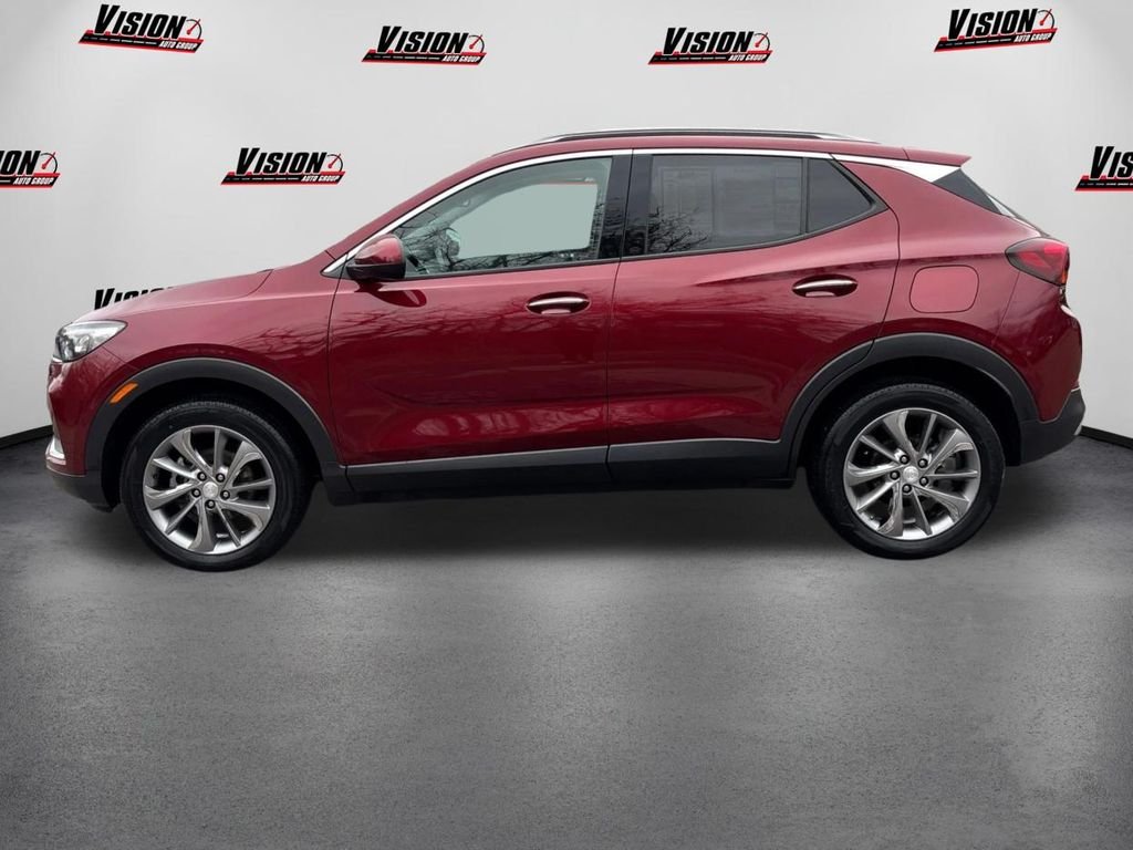Used 2023 Red Buick Essence image 8