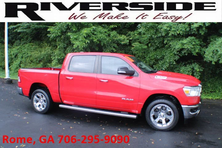 2020 RAM 1500 Big Horn/Lone Star 4x4 Crew Cab 5'7's photo