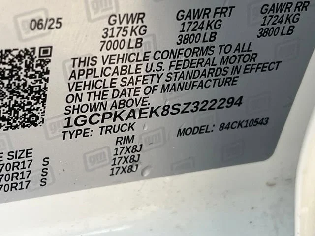 Used 2025 Summit White Chevrolet WT image 14