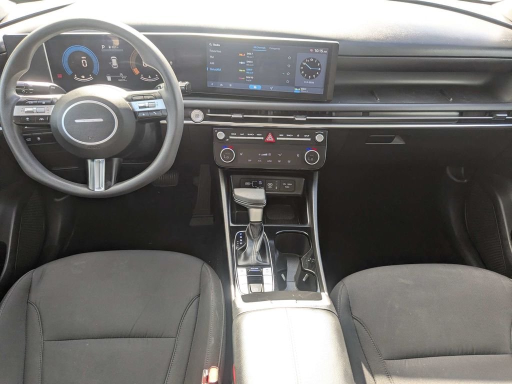 Used 2025 Green Hyundai SEL image 20