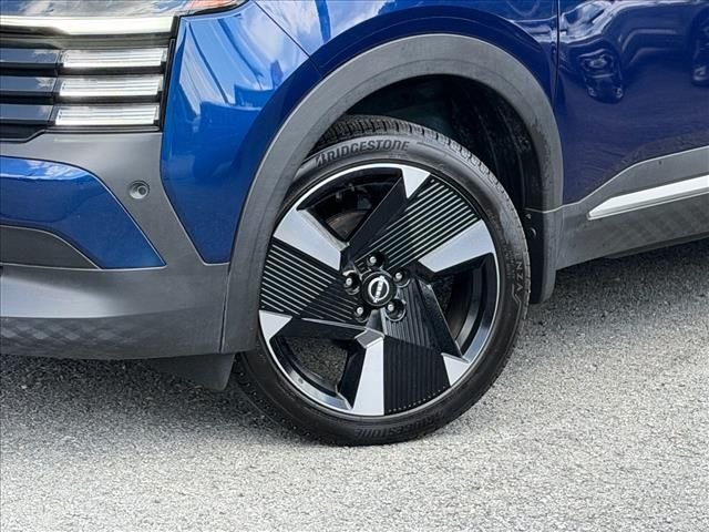 Used 2025 Blue Nissan SR image 26
