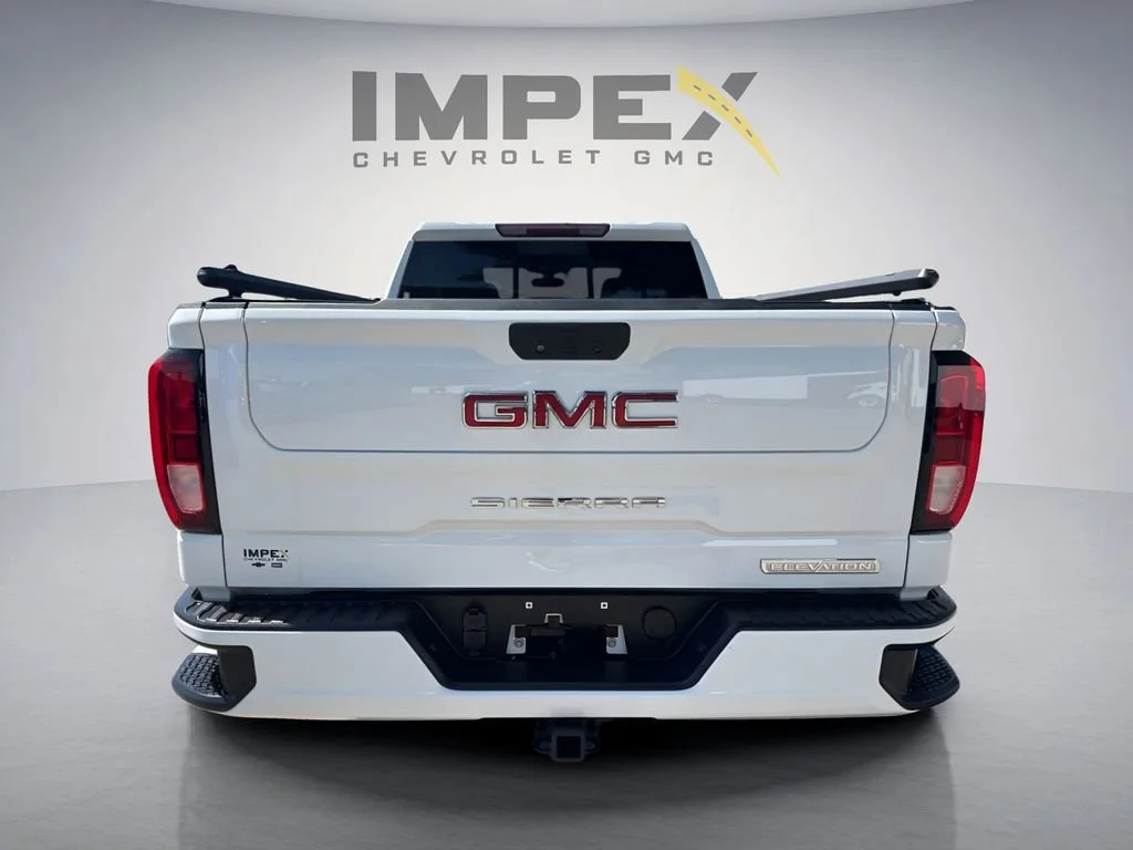 Used 2021 SUMMIT WHITE GMC Elevation image 4