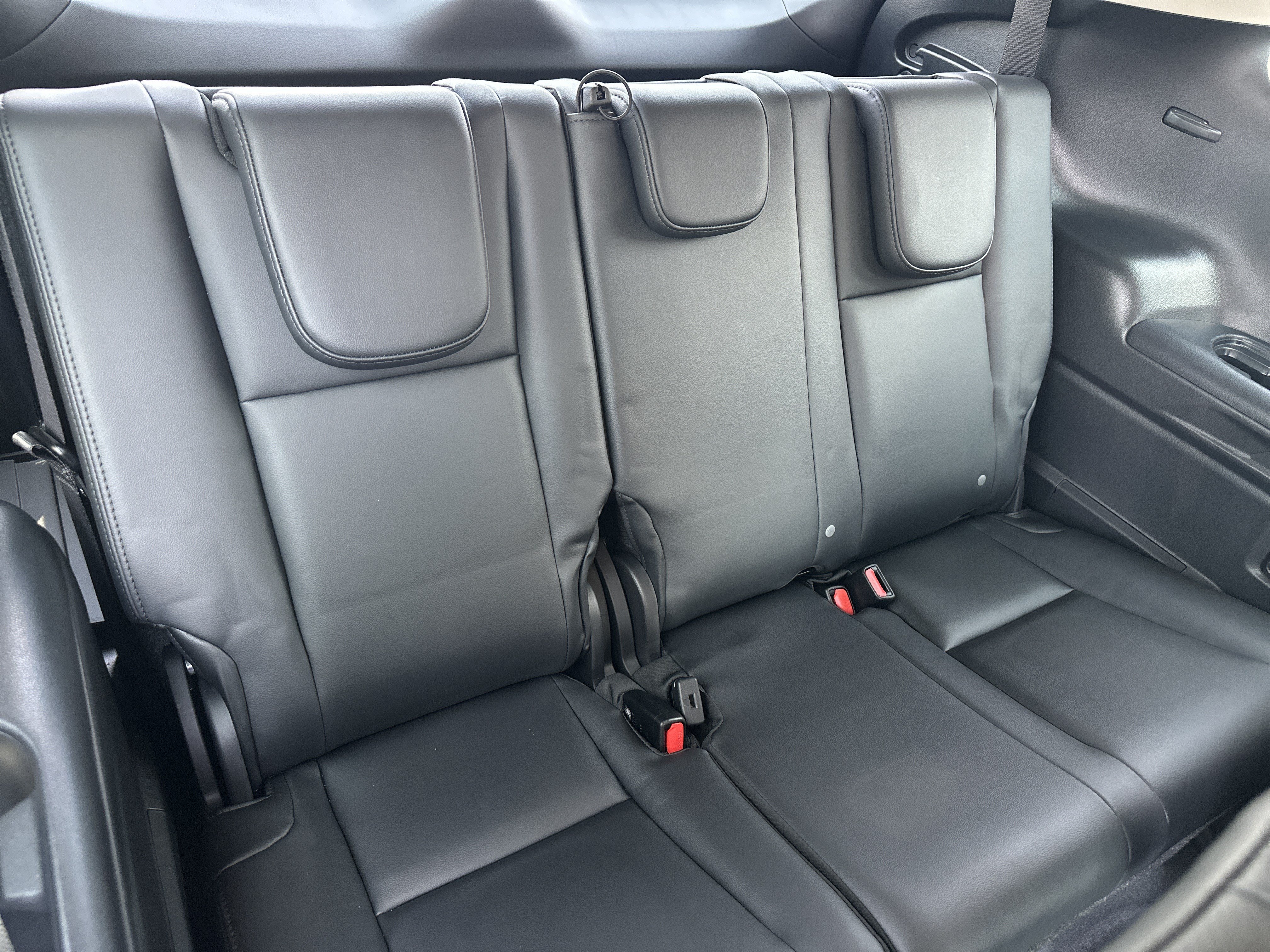 Used 2025 Magnetite Gray Metallic Subaru Onyx Edition Touring image 19