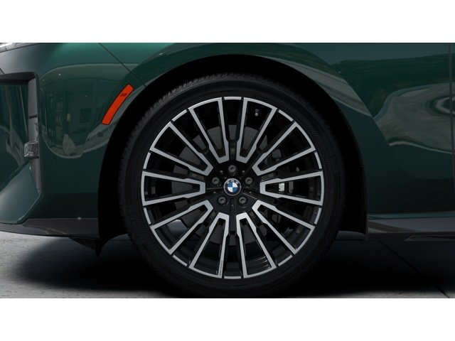 New 2027 Vancouver Green Metallic BMW 740 image 7