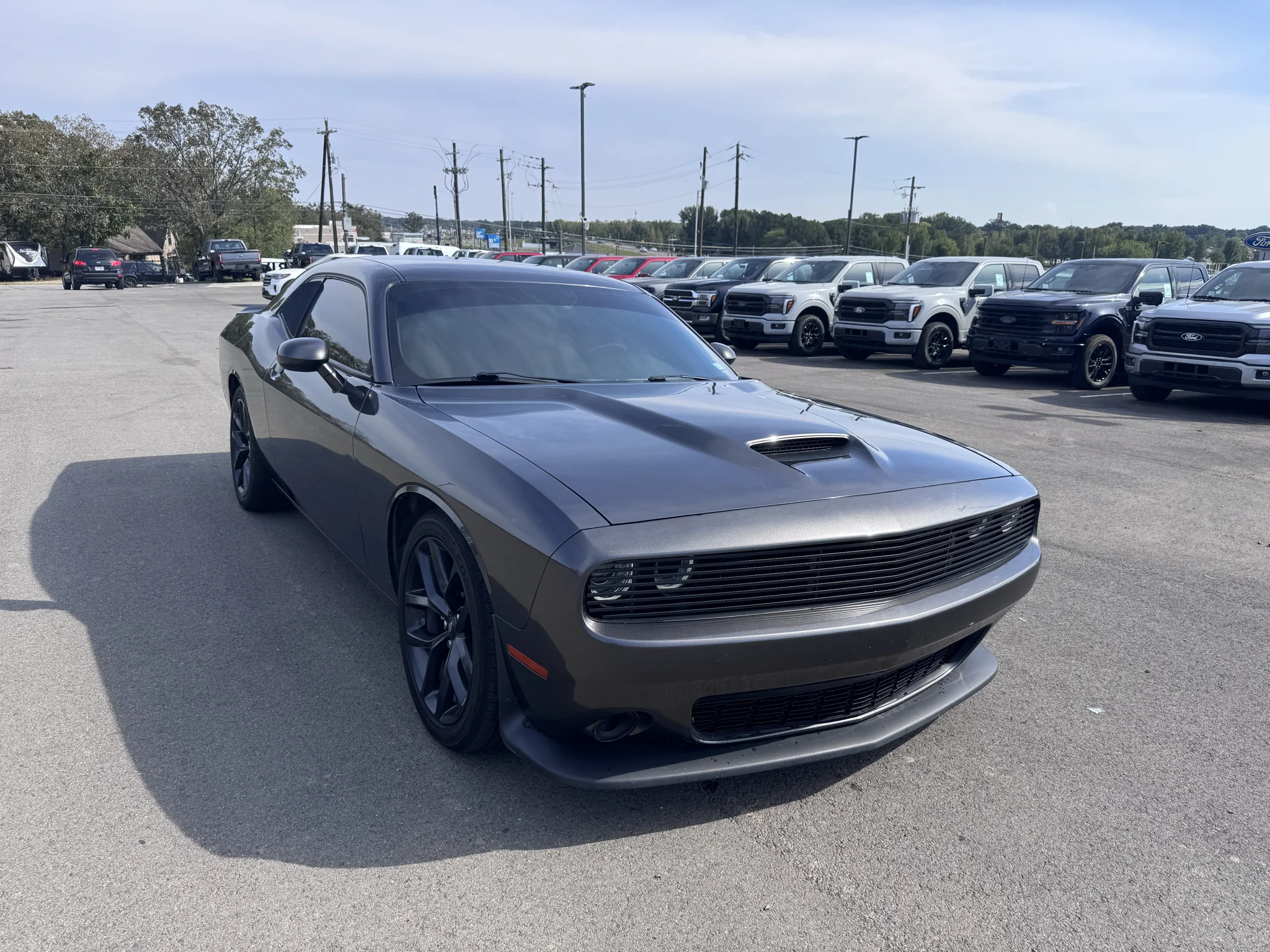 Used 2023 Granite Pearlcoat Dodge R/T image 3