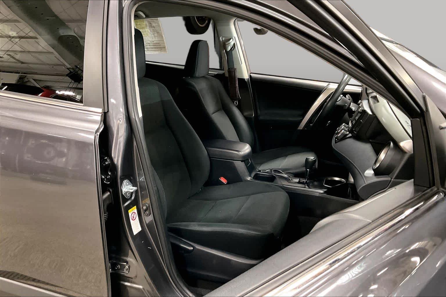 Used 2016 Magnetic Gray Metallic Toyota LE image 9