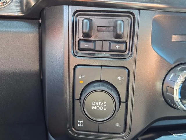 New 2027 Glacier Gray Metallic Tri-Coat Ford Lariat image 23