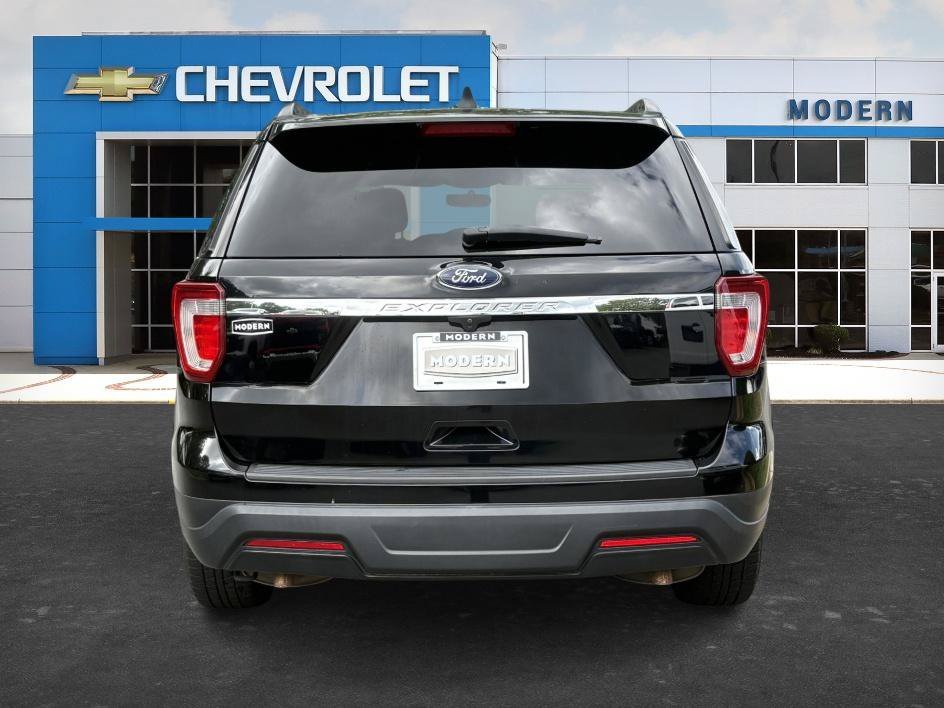 Used 2018 Shadow Black Ford Base image 4