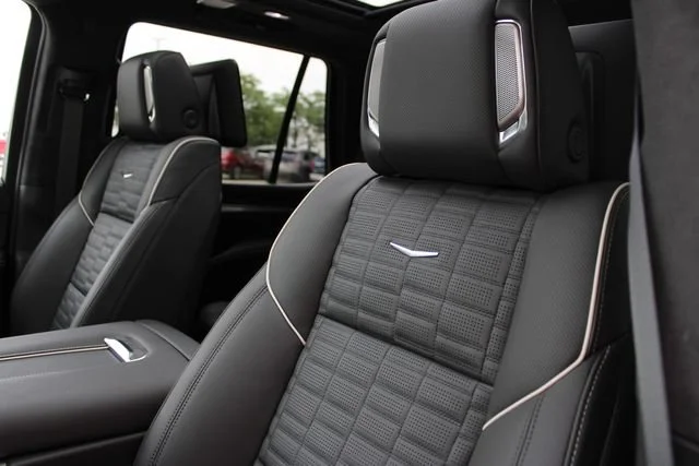 2026 Cadillac Escalade V-Series - Photo 26