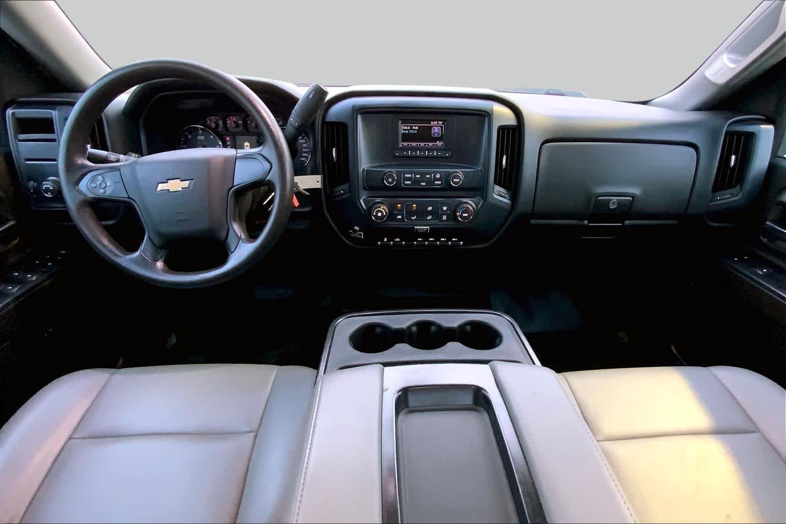 Used 2017 Summit White Chevrolet Work Truck image 14