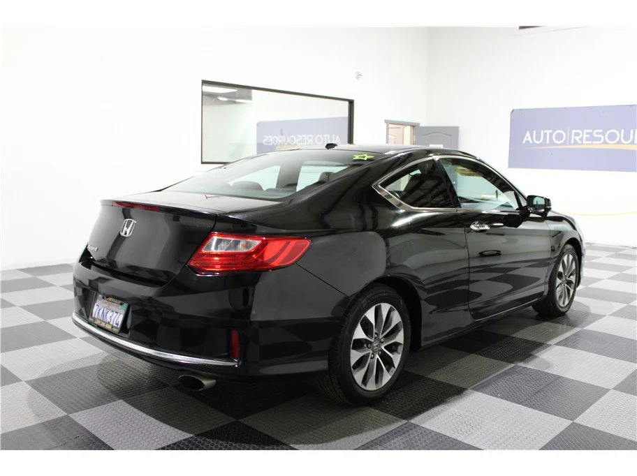 Used 2015 Black Honda EX-L image 4