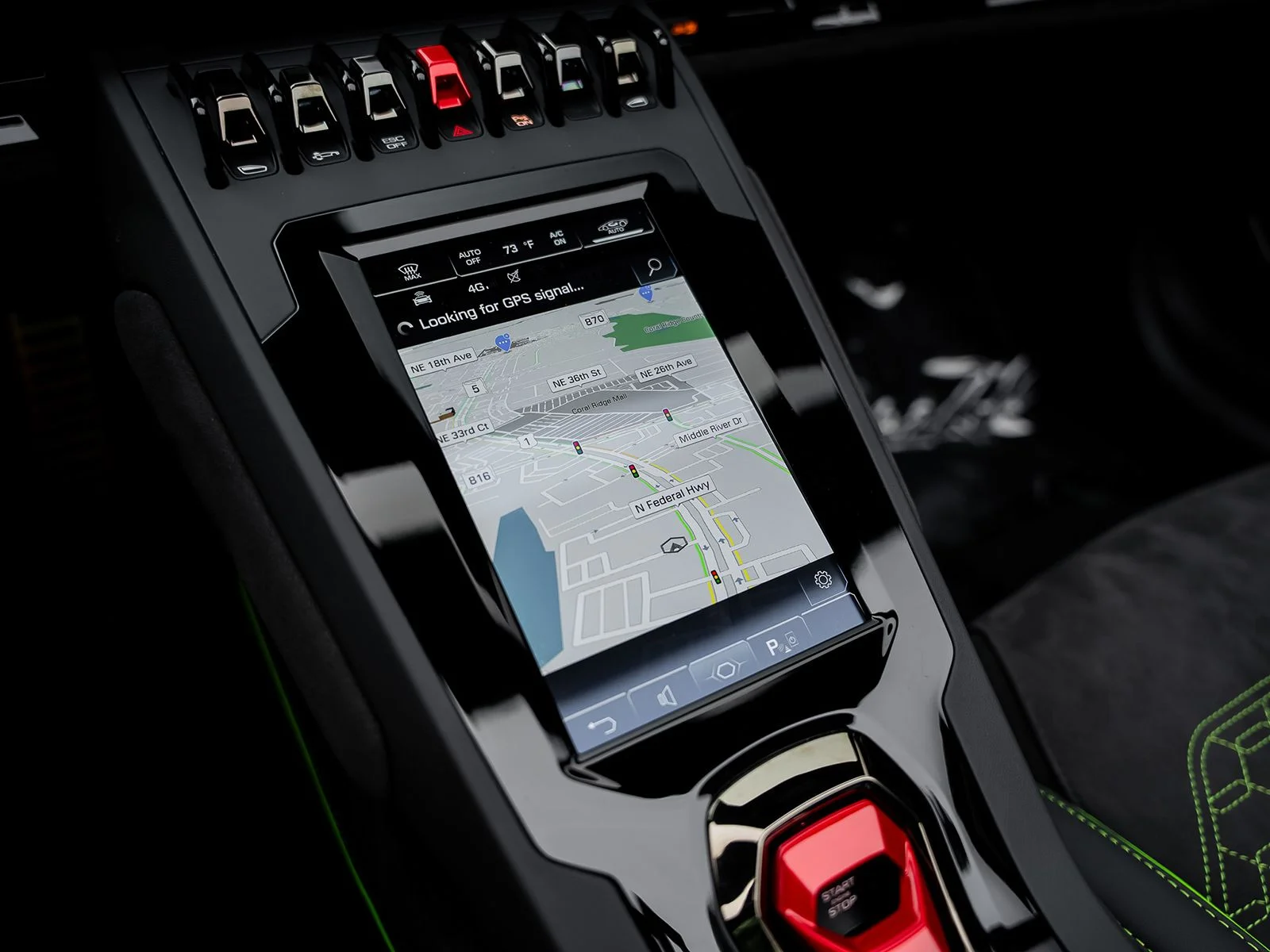 Used 2024 Green Lamborghini Base image 47