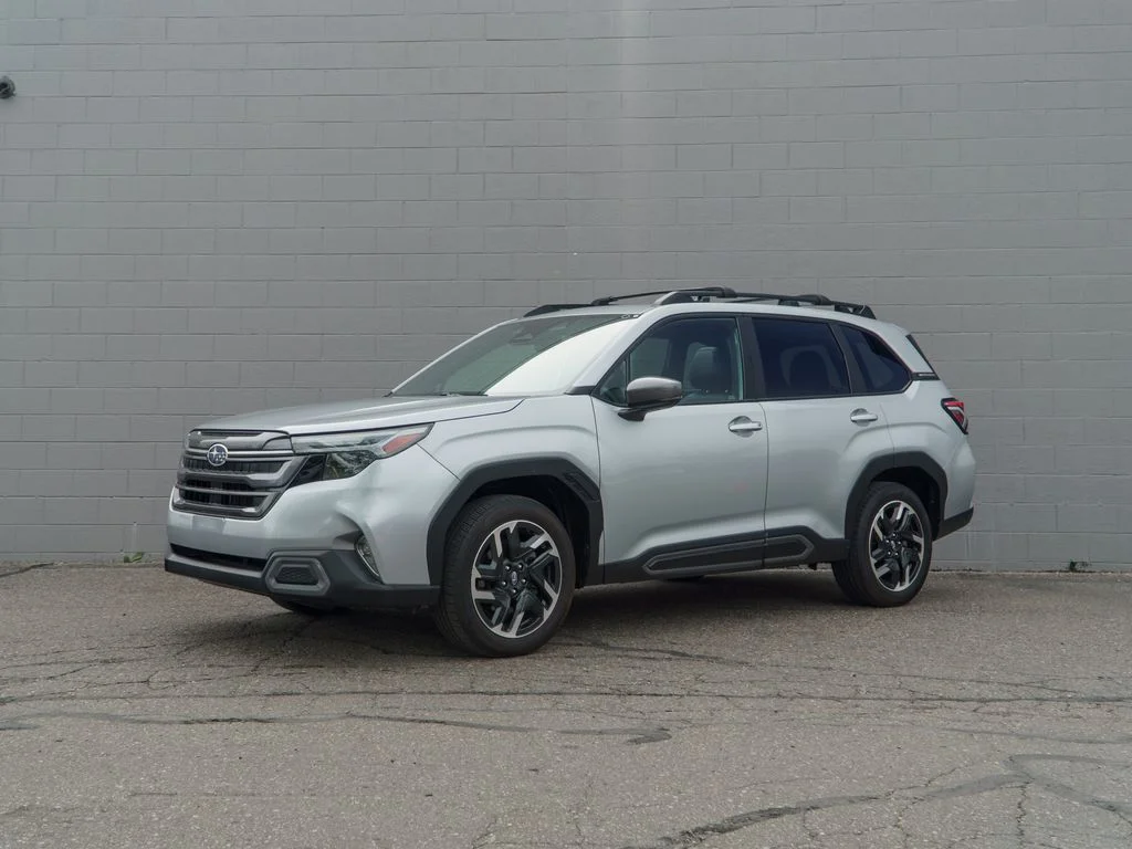 Used 2025 Silver Subaru Limited image 1