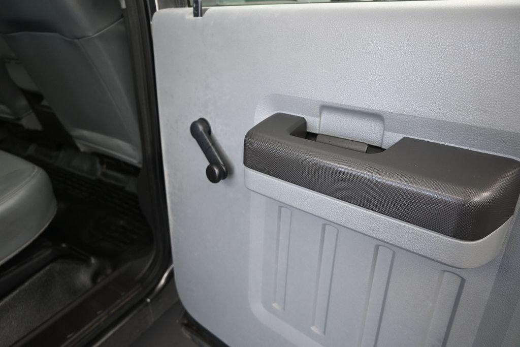 Used 2016 Gray Ford XL image 20