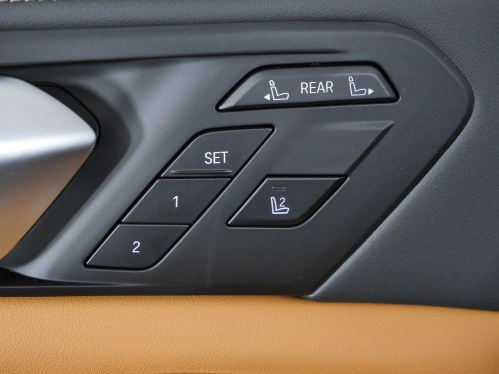 New 2027 Brooklyn Grey Metallic BMW xDrive40i image 36