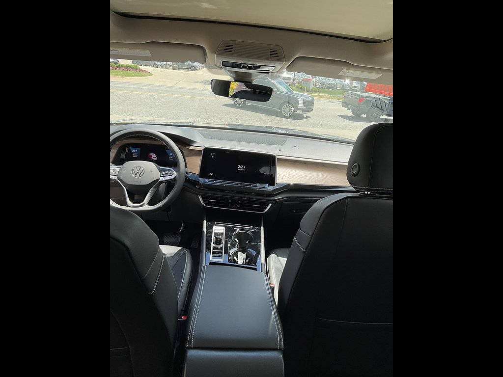 New 2026 Pure Gray Volkswagen SE 4Motion image 11