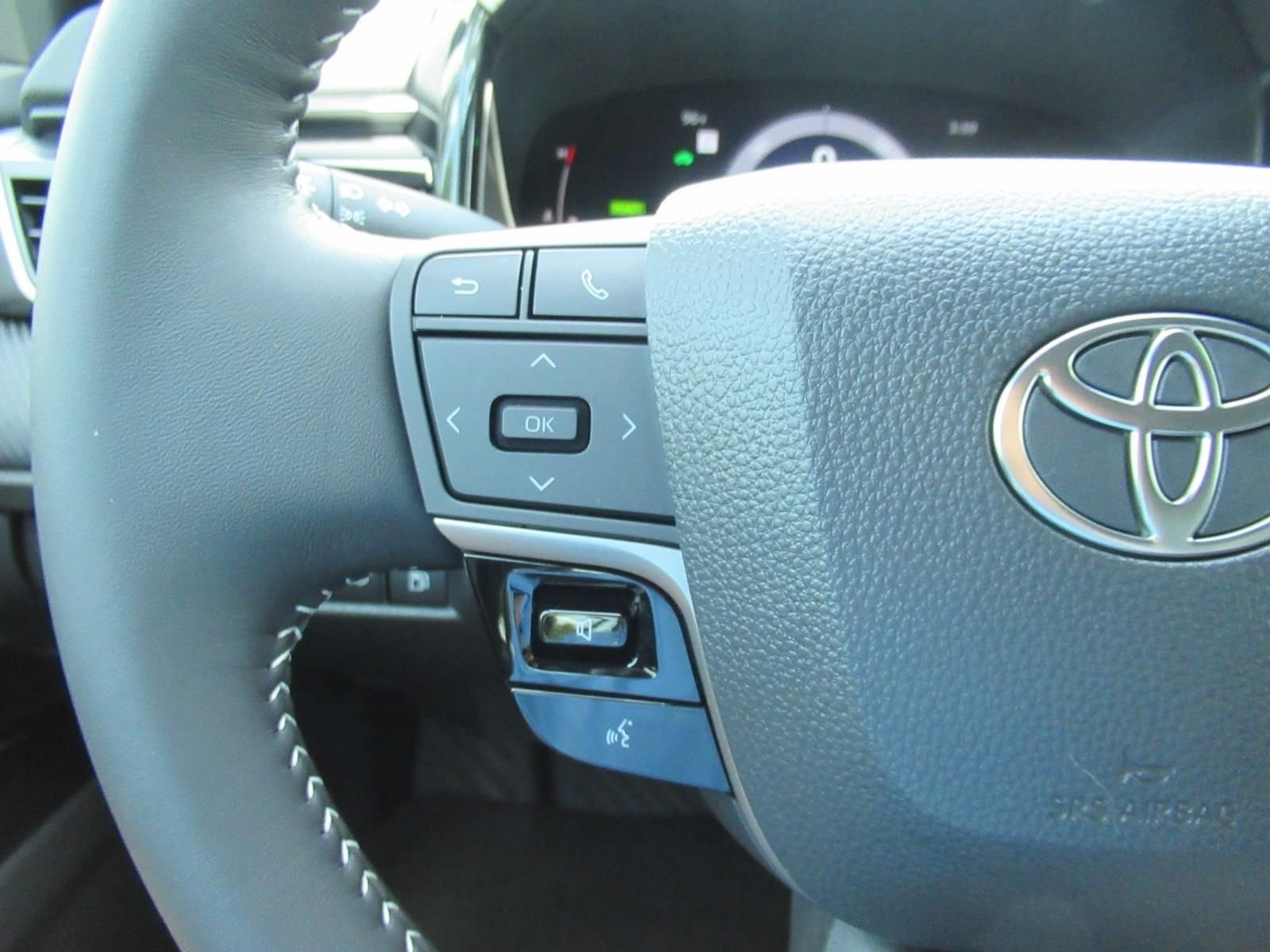 Used 2026  Toyota SE image 24