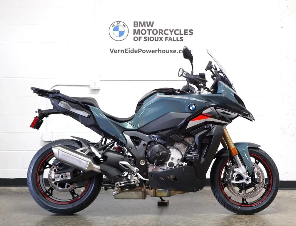 New 2026 SAGE GREEN METALLIC BMW 1000 XR Sage Green Metallic image 1