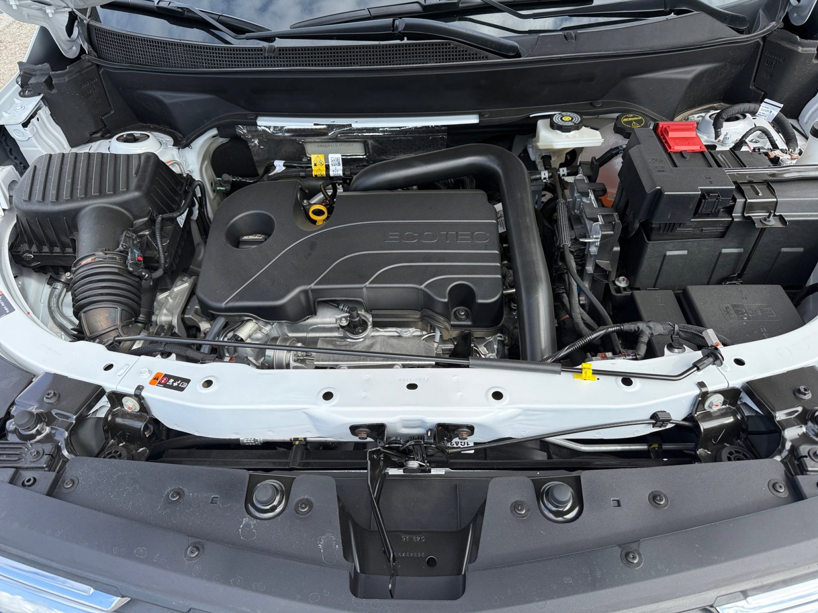New 2026 Summit White Chevrolet LT image 20
