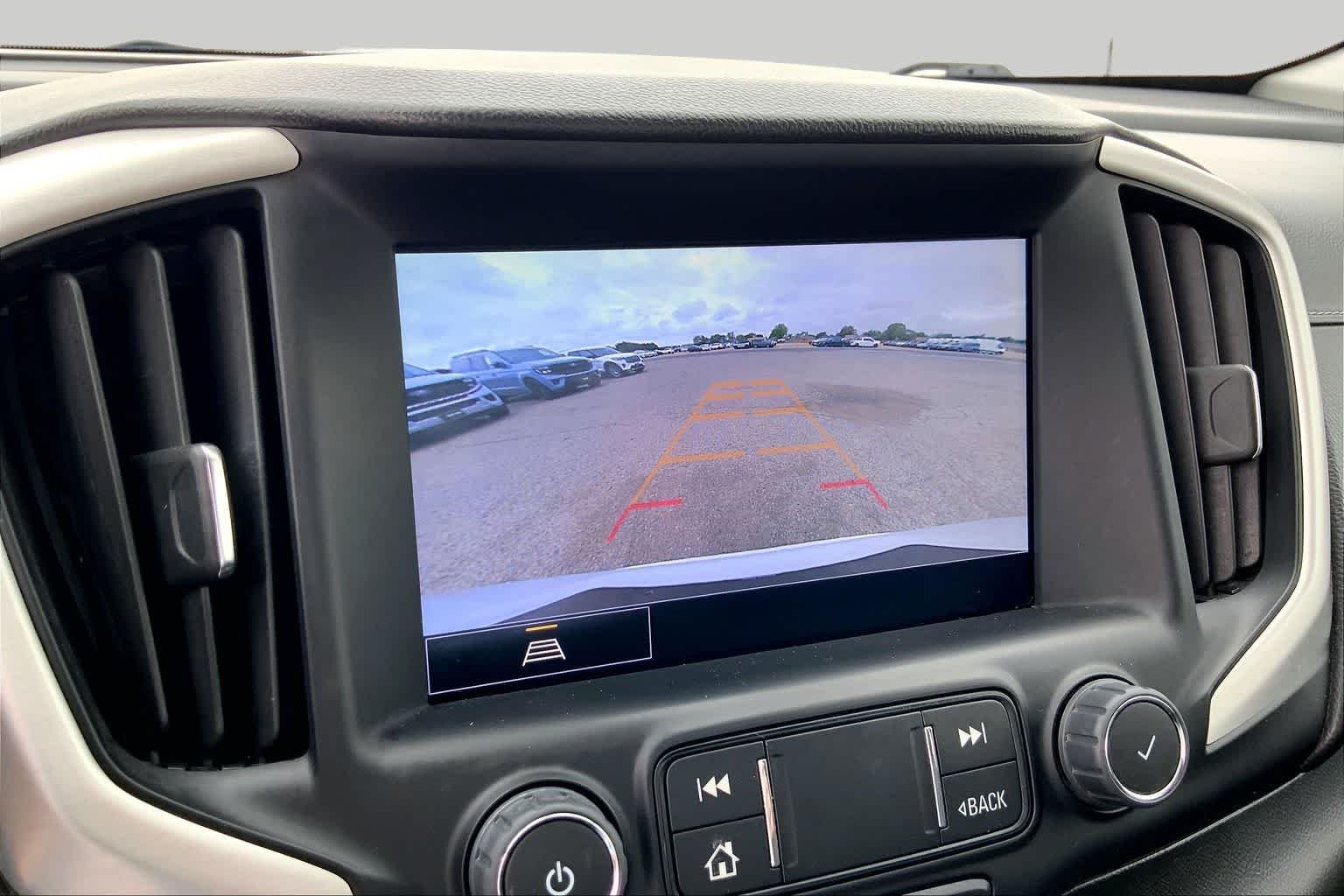 Used 2022 Summit White GMC SLT image 27