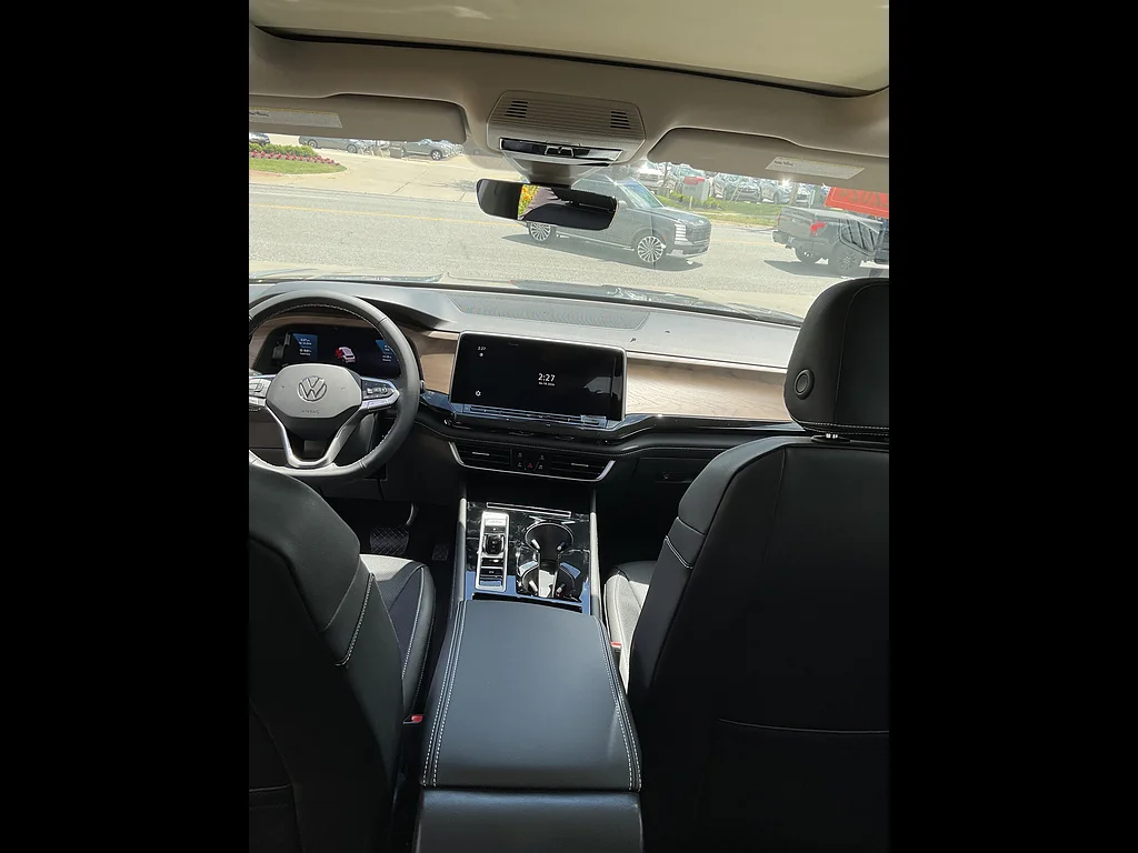 New 2026 Pure Gray Volkswagen SE 4Motion image 11
