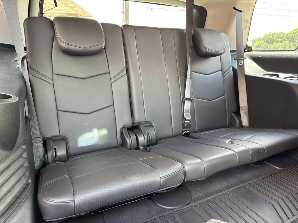 Used 2019 Gray Cadillac Luxury image 22