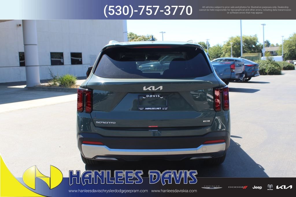 New 2026 Cityscape Green Kia EX image 8