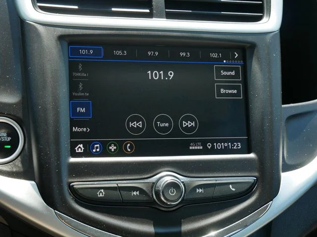 Used 2020 White Chevrolet LT image 23