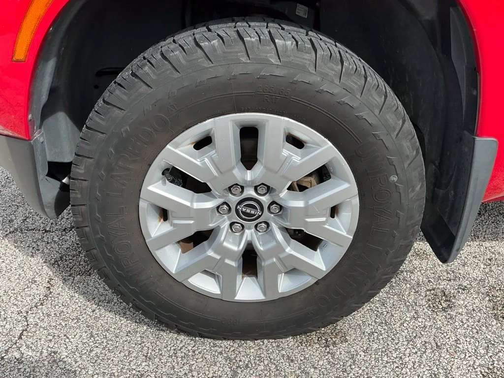 Used 2022 Red Nissan SV image 21