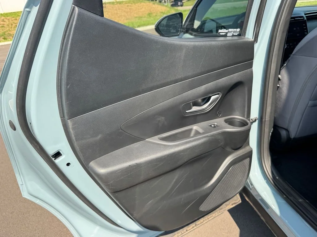 Used 2022 Blue Hyundai SEL image 17
