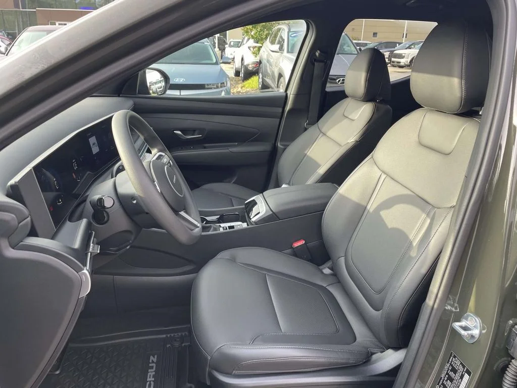 Used 2026 Rockwood Green Hyundai SEL image 8