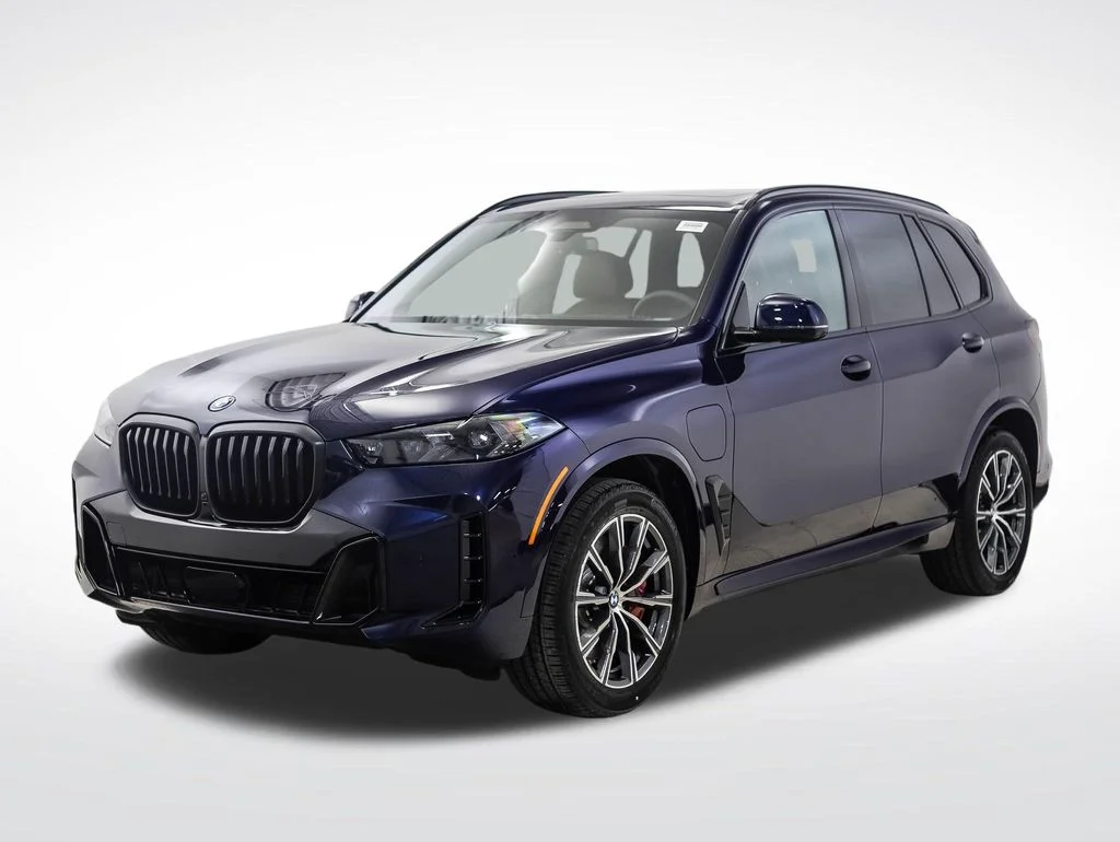 2026 BMW X5 xDrive50e's photo