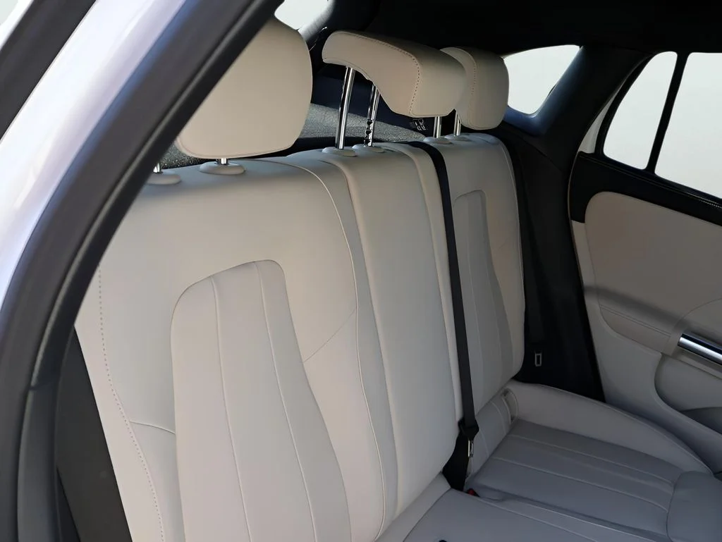Used 2026 Polar White Mercedes-Benz GLA 250 image 14