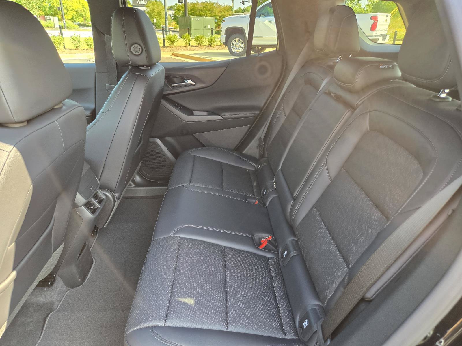 New 2026 Mosaic Black Metallic Chevrolet LT image 19
